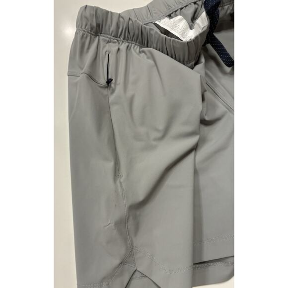 Fabletics Men's Shorts Shadow Grey M - Picture 8 of 8